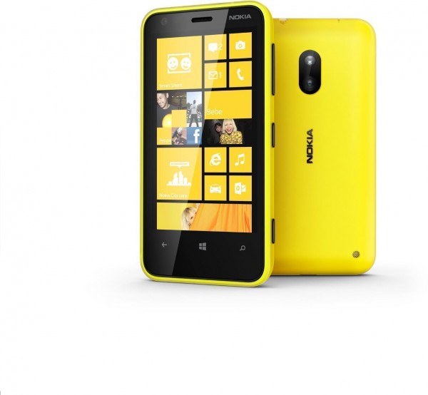 Nokia Lumia 620 Resimleri